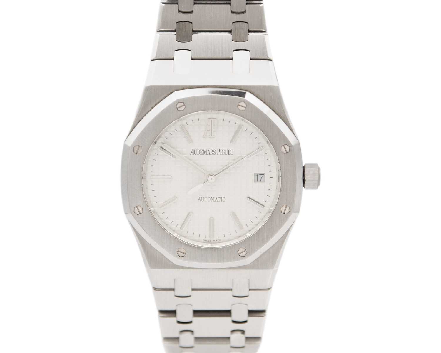 Lot 1026 - AUDEMARS PIGUET - A fine Royal Oak stainless steel gentleman's automatic bracelet watch.