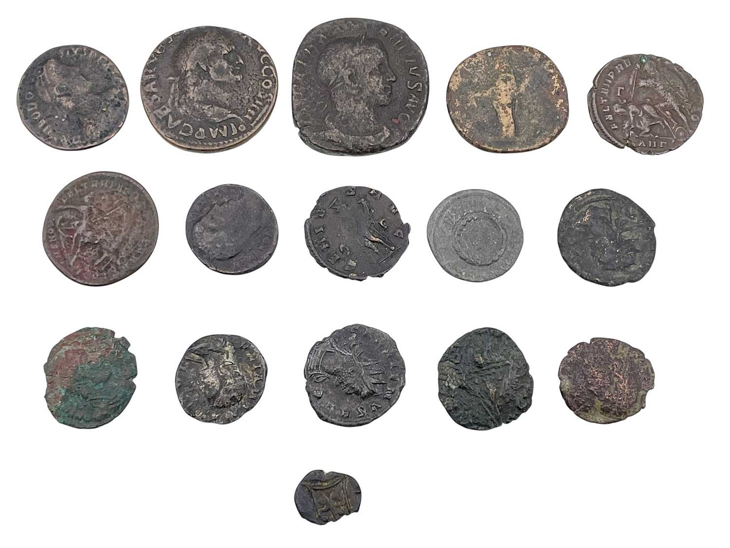 Lot 44 - A selection of Roman bronze coinage.