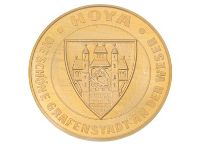 Lot 67 - A modern German high-purity gold commemorative medallion.