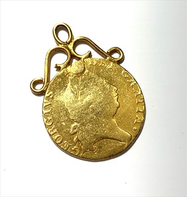 Lot 2427 - A spade half-guinea 1798 with scroll mount 4.5gm