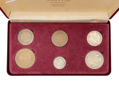 Lot 15 - AUSTRALIA - A Royal Australia Mint 2005 proof set, a 1986 uncirculated set and a part Australia set.