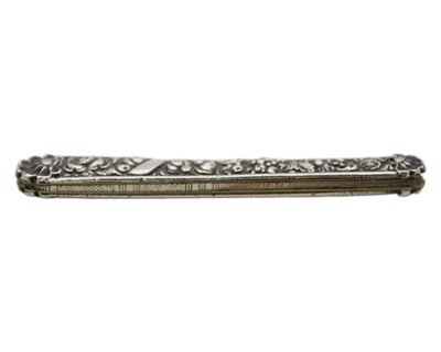 Lot 201 - A good George IV silver folding fruit knife by Thomas Nowill.