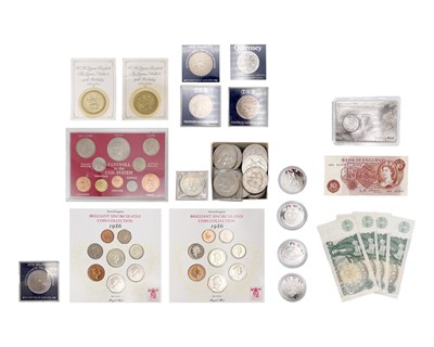 Lot 169 - A GB collection of special issue crowns and Brilliant Uncirculated sets.