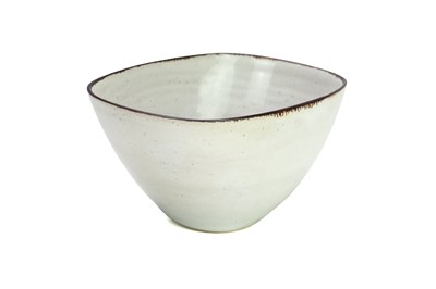 Lot 525 - Lucie RIE (1902-1995)