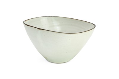 Lot 525 - Lucie RIE (1902-1995)