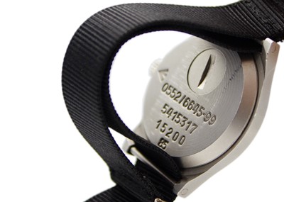 Lot 1047 - CWC - A G10 Royal Navy Issue stainless steel gentleman's quartz wristwatch.
