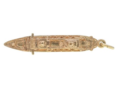 Lot 85 - A 9k gold cruise ship modelled charm.