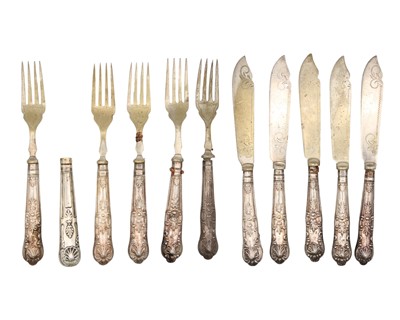 Lot 100 - A George V silver filled handled part fish knife and fork set for five.