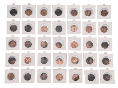 Lot 173 - SHIPWRECK COINS - A collection of East India Company copper xx cash coins.