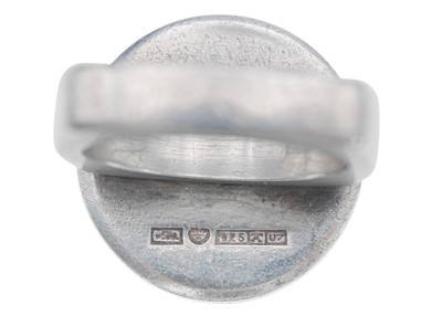 Lot 26 - Finnish silver and sodalite modernist ring by Pekka Piekainen.