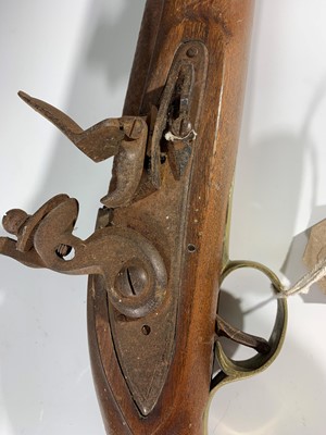 Lot 105 - A pair of model 32 pounder muzzle loading...