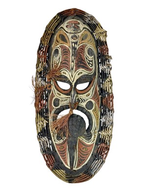 Lot 41 - A Sepik River mask.