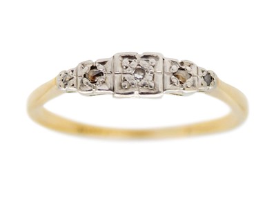 Lot 62 - A 9k gold and platinum diamond set ring.