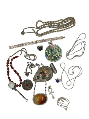 Lot 159 - A selection of silver and hardstone jewellery items.