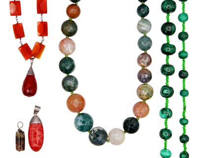 Lot 75 - A selection of three bead necklaces and two pendants.