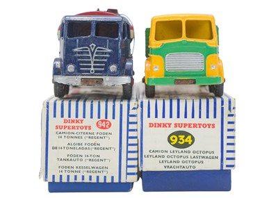 Lot 414 - Dinky Super Toys, boxed x 2