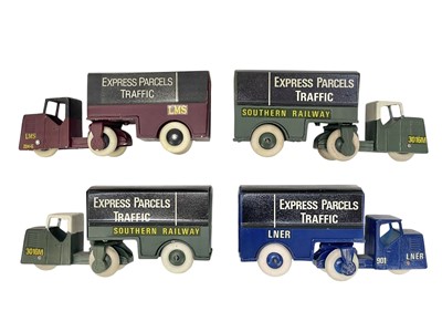 Lot 324 - Railway Vehicles.