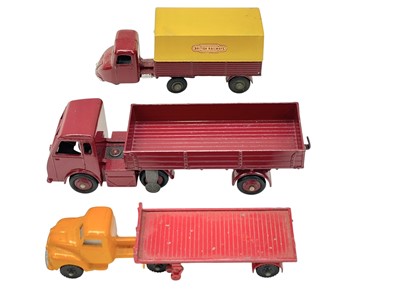 Lot 394 - Railway Vehicles.