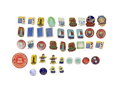 Lot 175 - A collection of 40 Butlins badges.