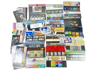 Lot 195 - A collection of GB presentation packs.