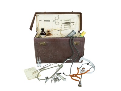 Lot 39 - A vintage leather doctor's case and tools.
