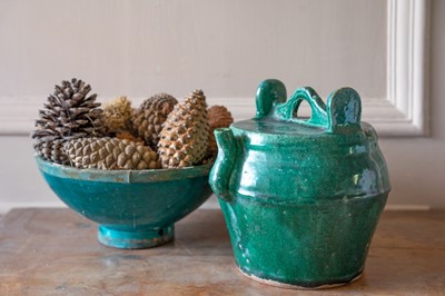 Lot 8 - A Chinese barrel form pot and cover.