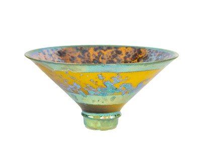 Lot 574 - Sutton TAYLOR (1943)