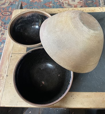 Lot 26 - A Leach standard ware studio pottery bowl.