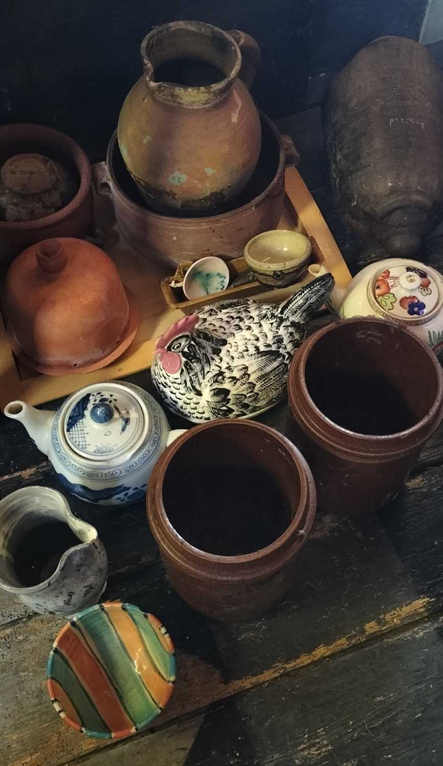 Lot 33 - A quantity of assorted English Continental pottery and porcelain