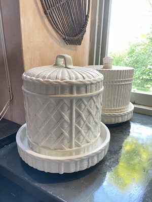 Lot 35 - A Copeland white glazed cheese dome and stand.