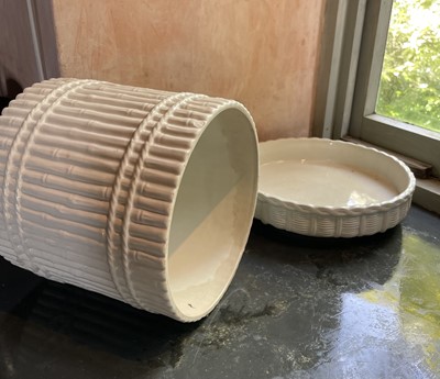 Lot 35 - A Copeland white glazed cheese dome and stand.