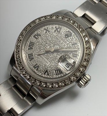 Lot 2519 - A ladies Rolex Oyster Perpetual Datejust...