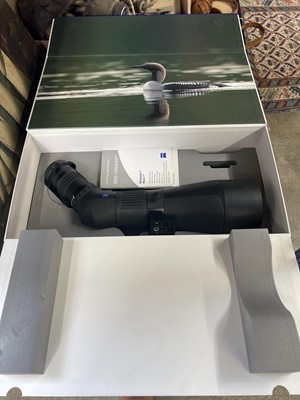 Lot 222 - A Carl Zeiss Conquest Gavia 85 spotting scope.