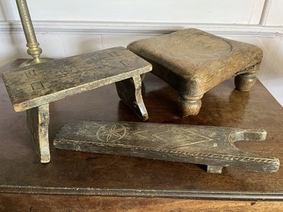 Lot 48 - A small oak stool or stand.