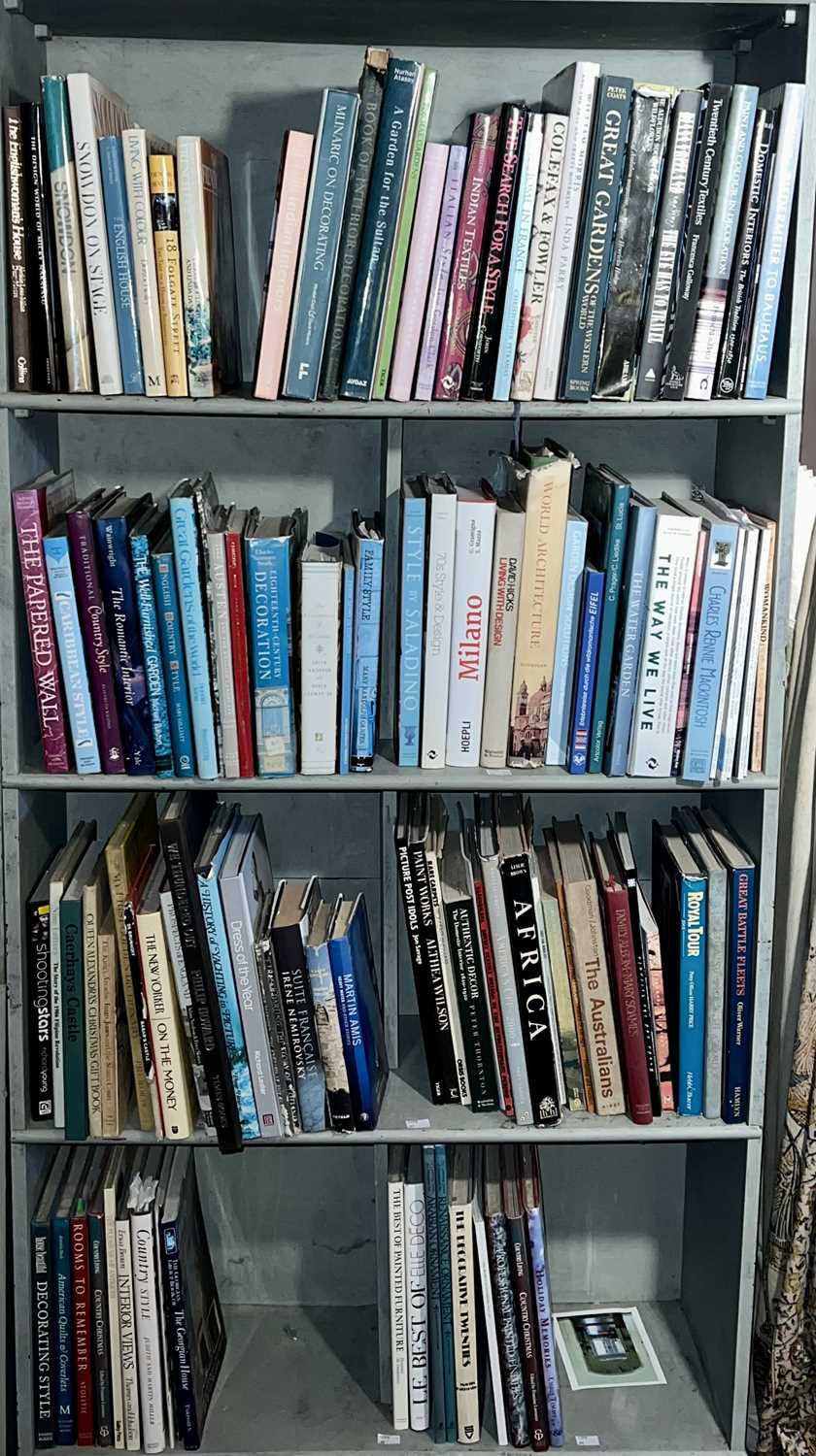 High Res Book Lot 364 - Books