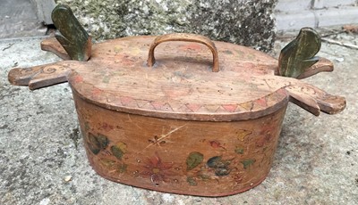 Lot 54 - A Norwegian oval bentwood tine or dowry box.