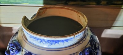 Lot 60 - A Chinese blue and white large porcelain temple jar and cover.