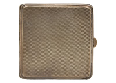 Lot 116 - A George V silver engine turned cigarette case by George Unite.