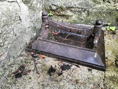 Lot 660 - Outside