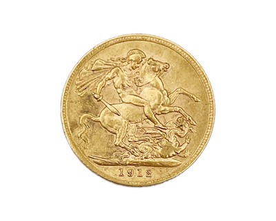 Lot 107 - A George V 1912 London Mint full sovereign gold coin.