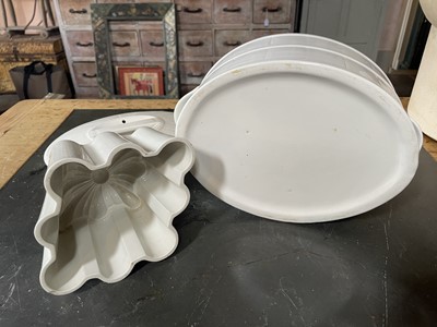 Lot 78 - A White ironstone oval butter dish and cover.