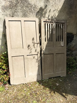 Lot 681 - Outside