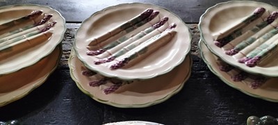 Lot 80 - A Victorian gilt decorated circular bread plate.