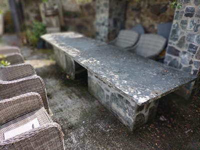 Lot 686 - Outside