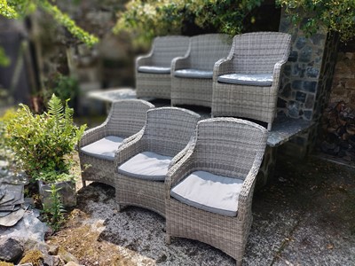Lot 687 - Outside