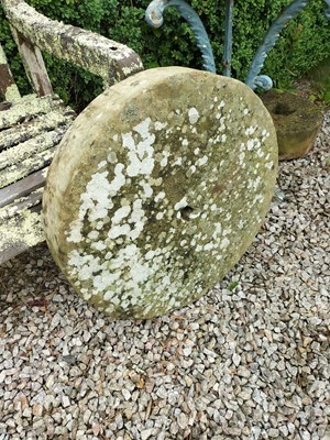 Lot 696 - Outside
