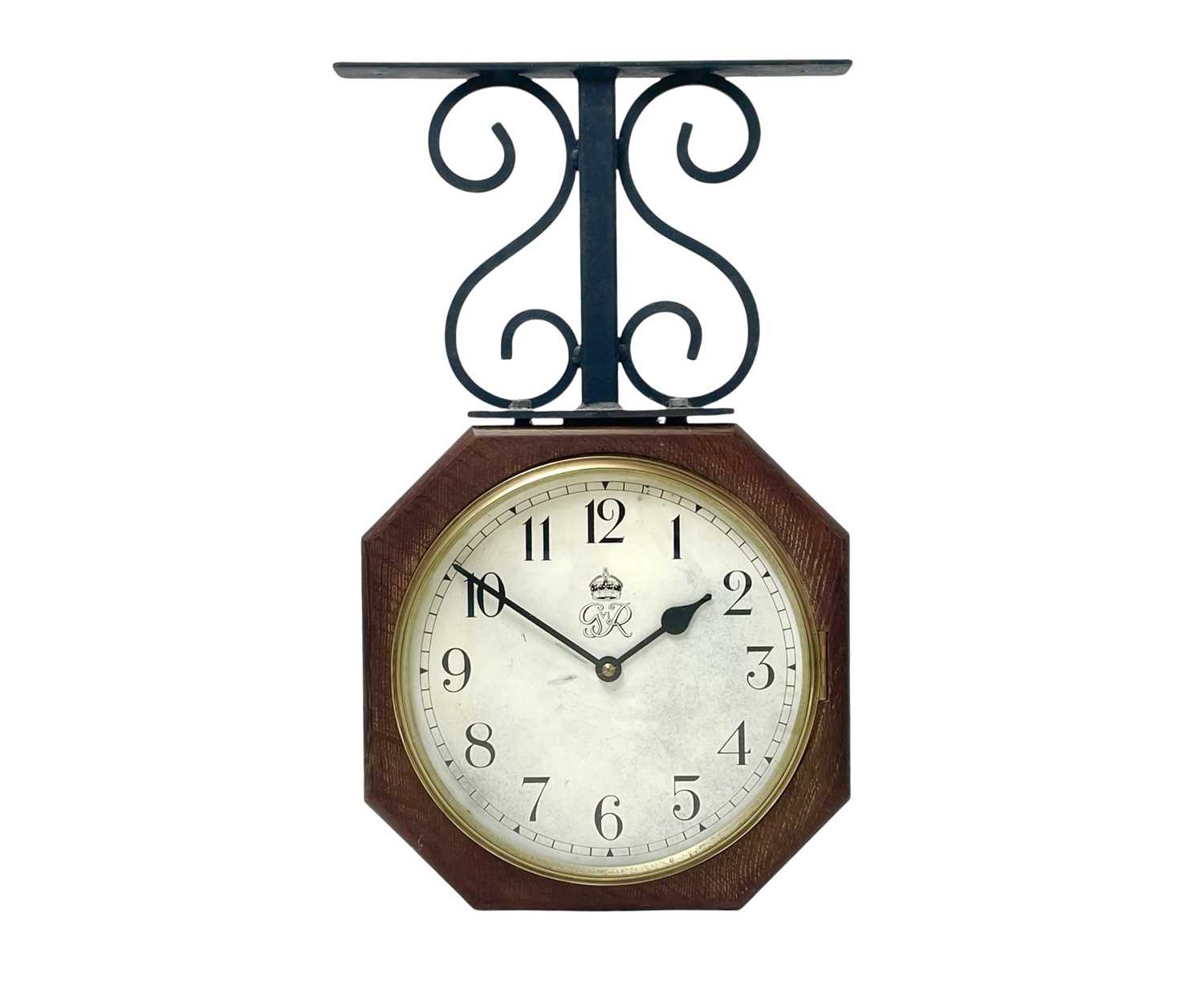 Lot 798 - A George VI double sided chain driven fusee