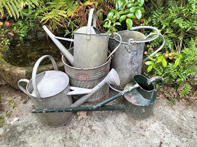 Lot 706 - Outside
