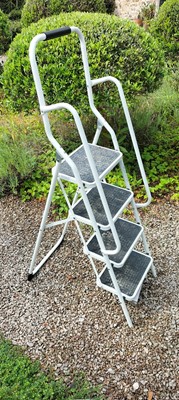 Lot 616 - Studio