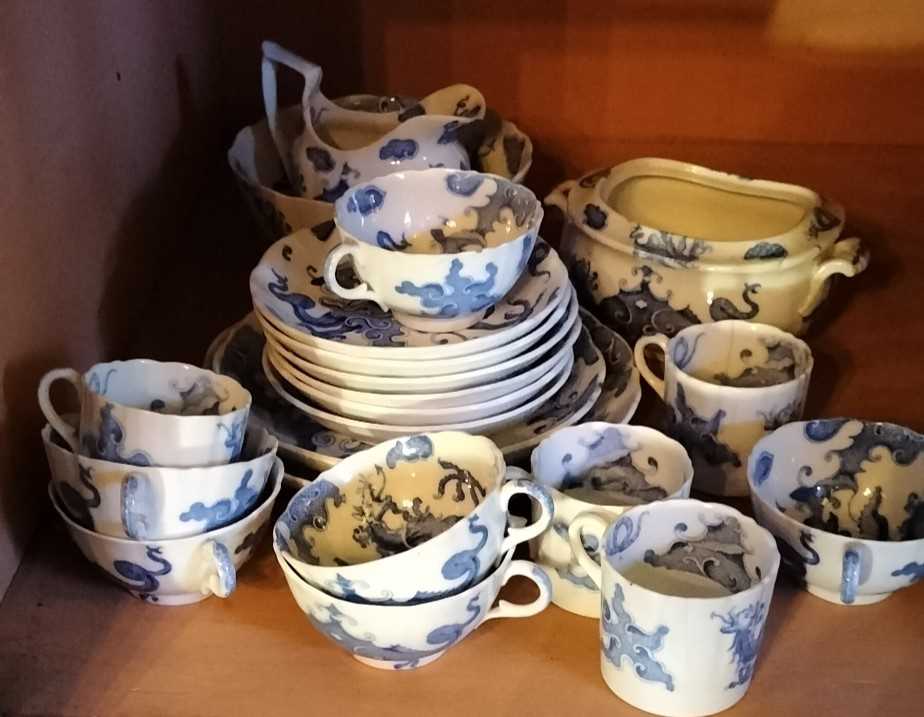 Lot 97 - A Grainger & Co Worcester blue dragon part tea and coffee set.